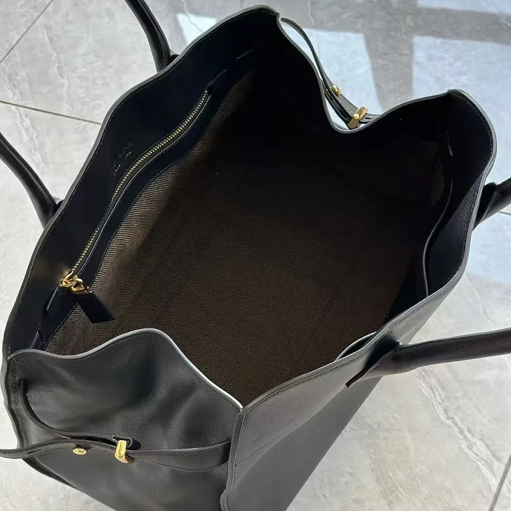 Prada Women Large Leather Tote Bag-Black - image 9