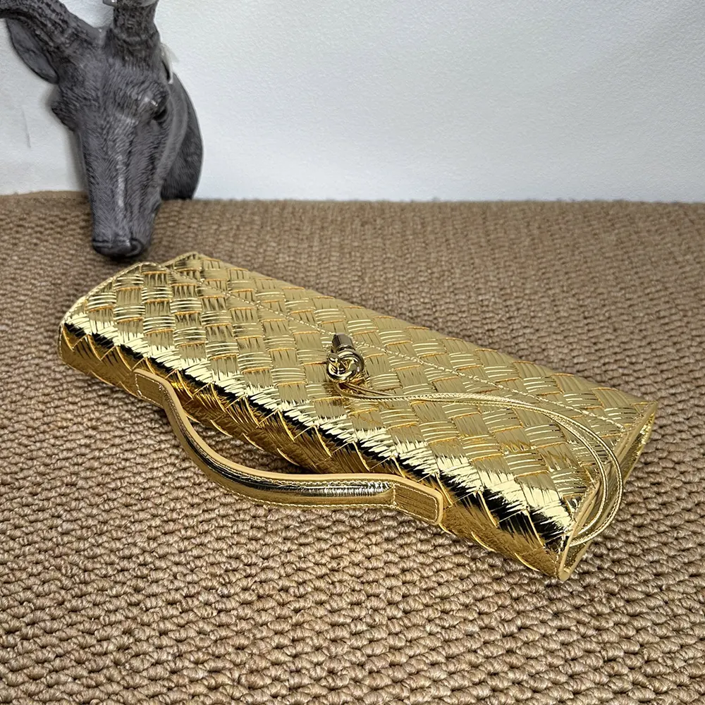 Bottega Veneta Women Andiamo Clutch-Gold - image 6