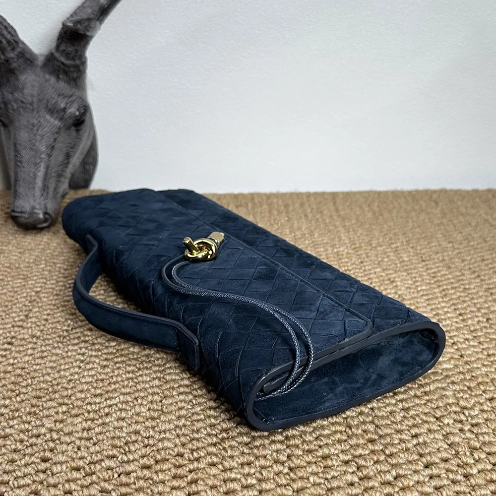 Bottega Veneta Women Andiamo Clutch-Navy - image 6