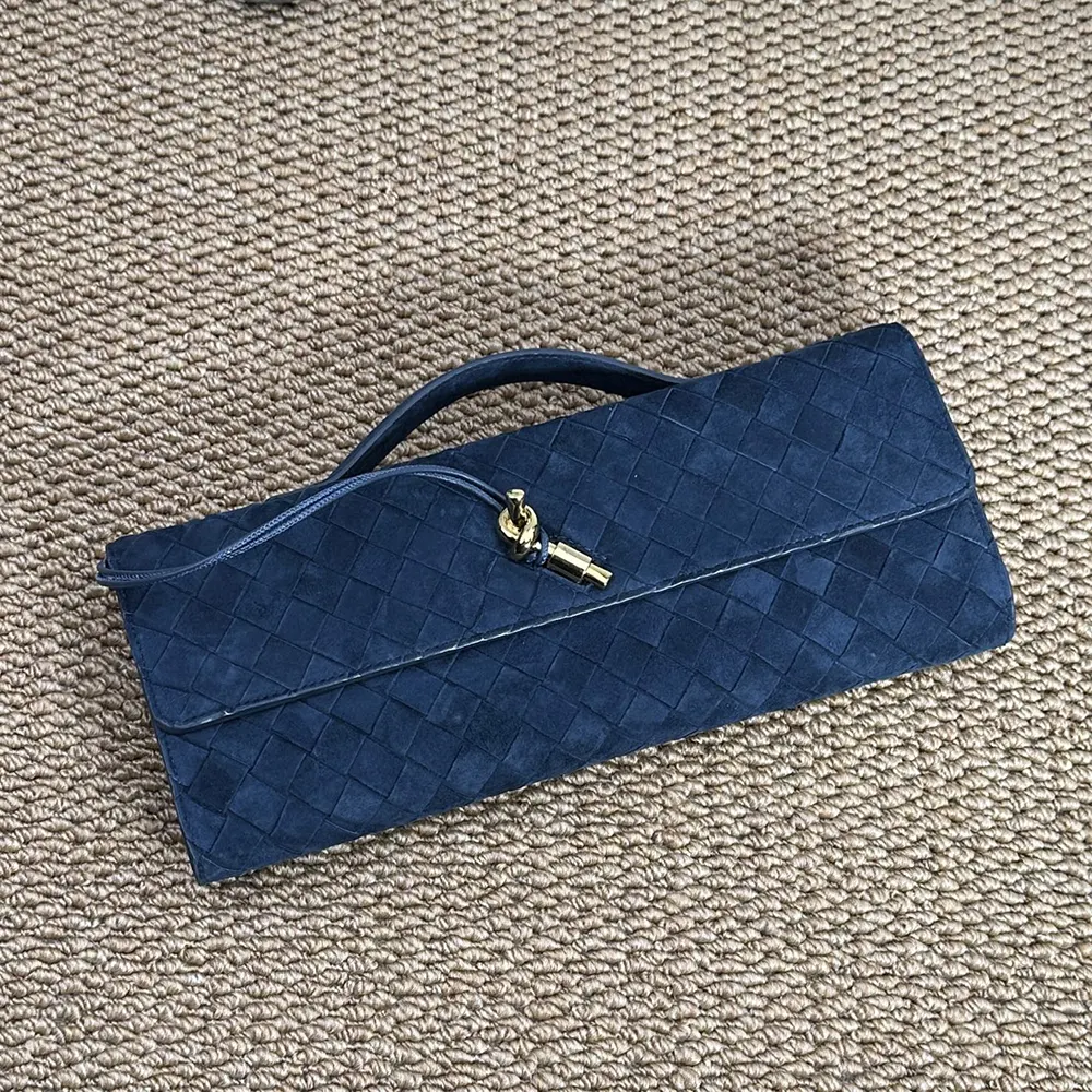 Bottega Veneta Women Andiamo Clutch-Navy - image 5