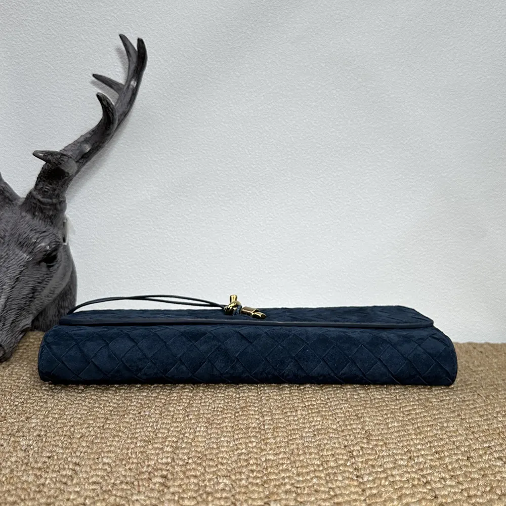 Bottega Veneta Women Andiamo Clutch-Navy - image 8