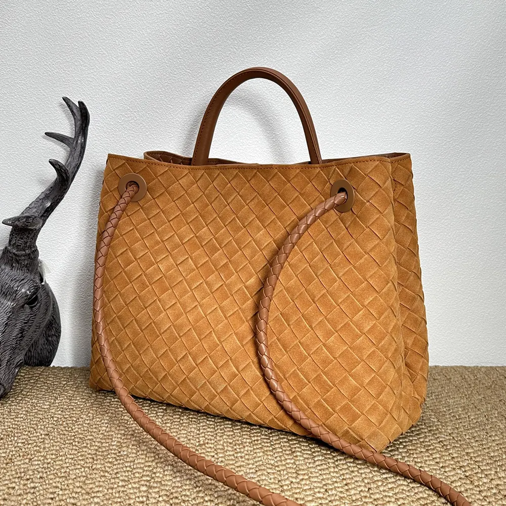 Bottega Veneta Women Large Andiamo-Brown - image 4