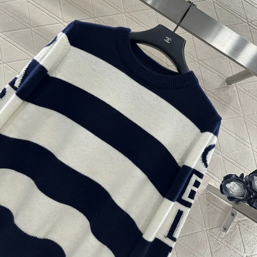 Celine Women Crewneck Sweater in Wool Cashmere - image 4