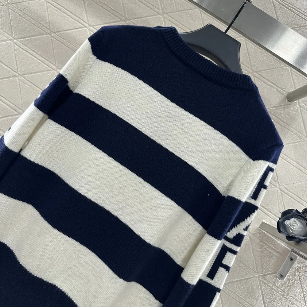 Celine Women Crewneck Sweater in Wool Cashmere - image 5
