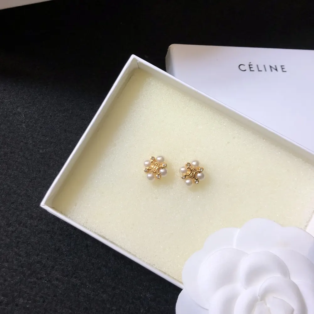 Celine Women Les Perles Celine Studs in Strass esin Pearls and Brass with Gold Finish - image 4