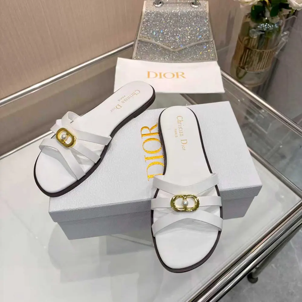 Top view showing open toe and smooth leather of Dior Women 30M Slide