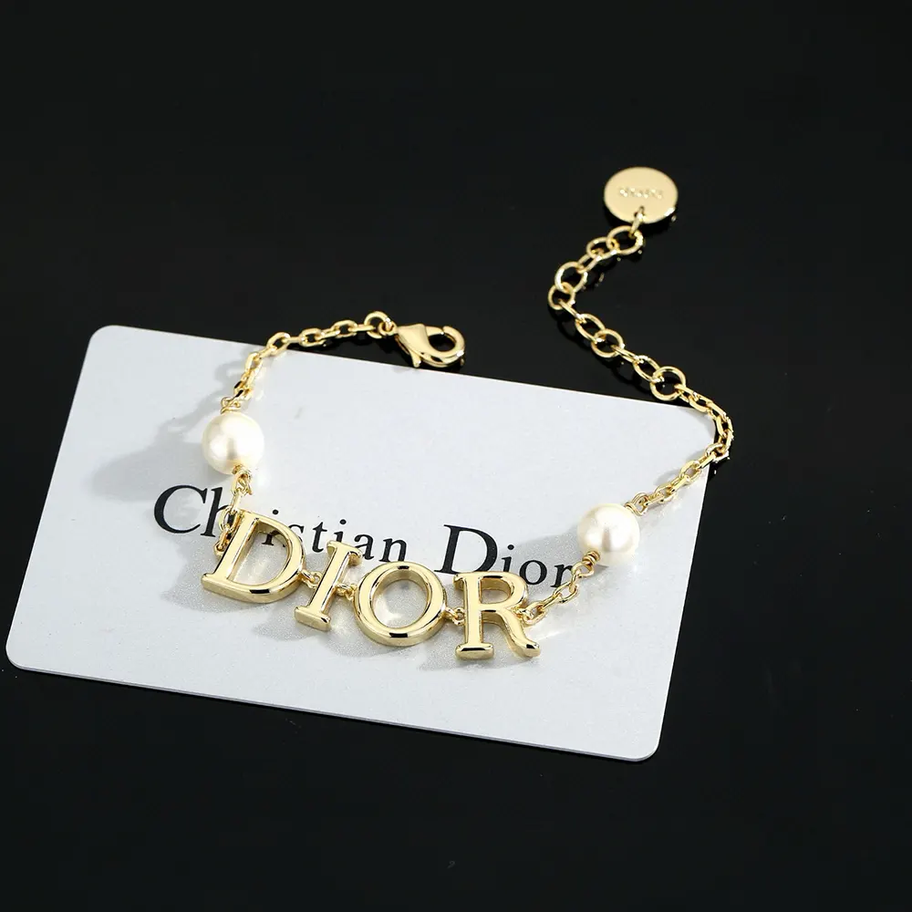 Full bracelet layout highlighting gold and white resin pearls on Dior Women Dio(r)evolution Bracelet