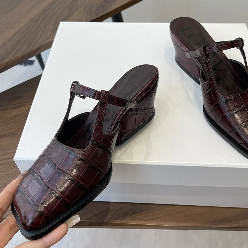 Loewe Women Onda Mule In Embossed Calfskin - image 6