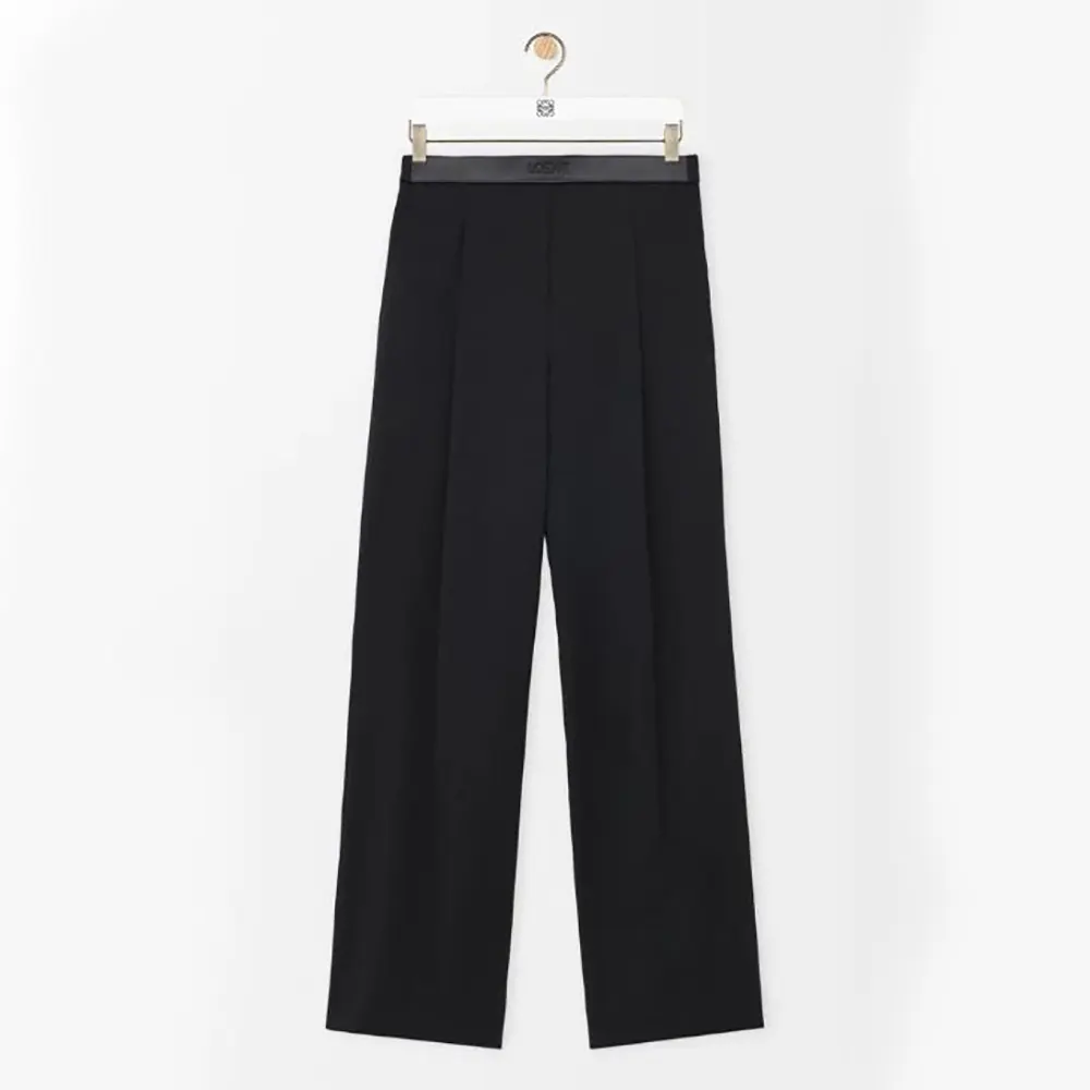 Front view of Loewe Women Trousers in Wool-Black showing silhouette