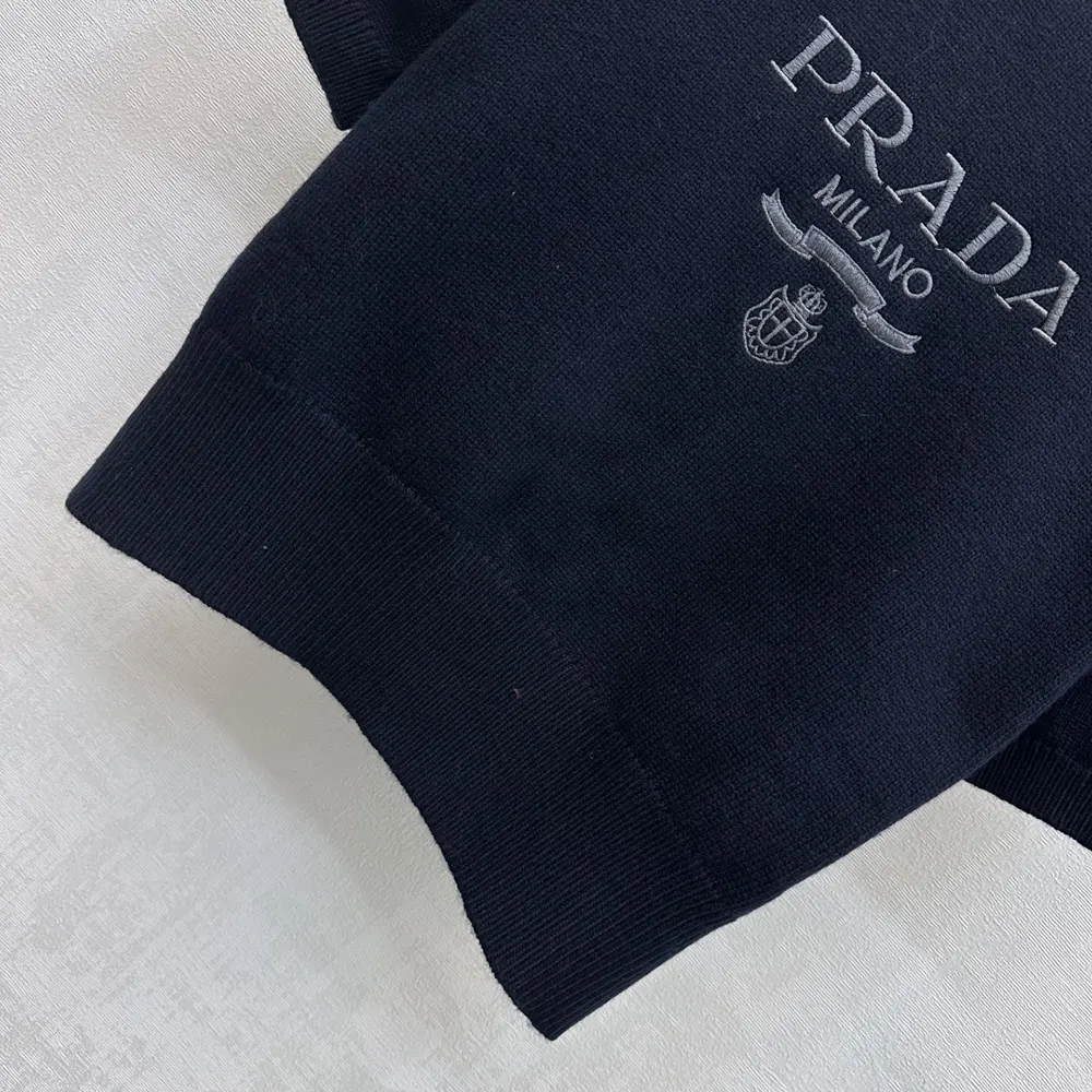 Prada Women Wool And Cashmere Crew-Neck Sweater-Black - image 7