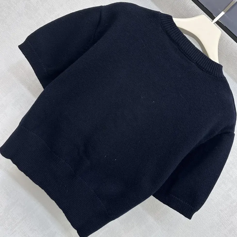 Prada Women Wool And Cashmere Crew-Neck Sweater-Black - image 5