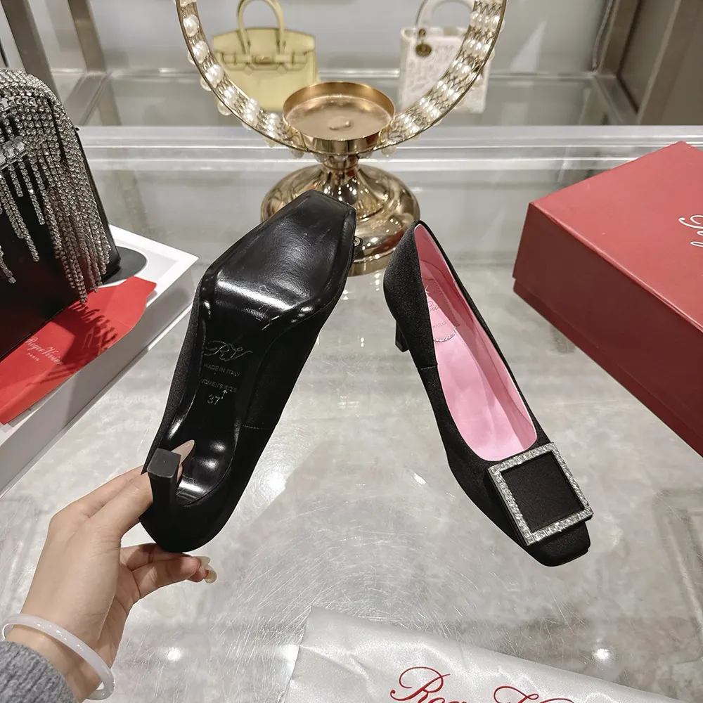 Roger Vivier Women Trompette Pumps in Satin-Black - image 10