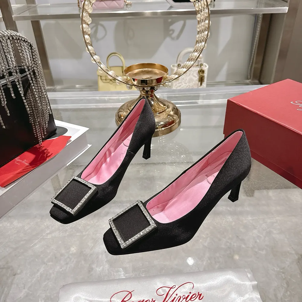 Roger Vivier Women Trompette Pumps in Satin-Black - image 4