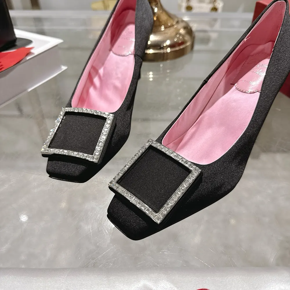 Roger Vivier Women Trompette Pumps in Satin-Black - image 7