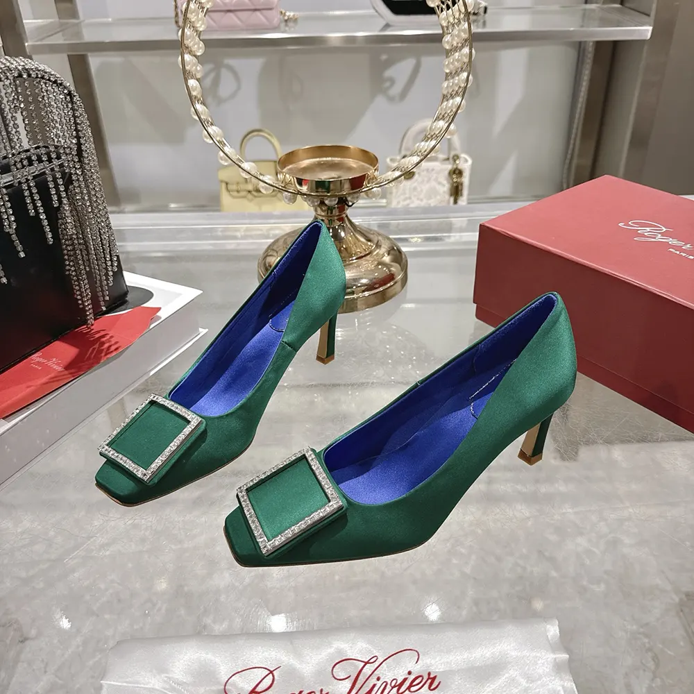 Roger Vivier Women Trompette Pumps in Satin-Green - image 5