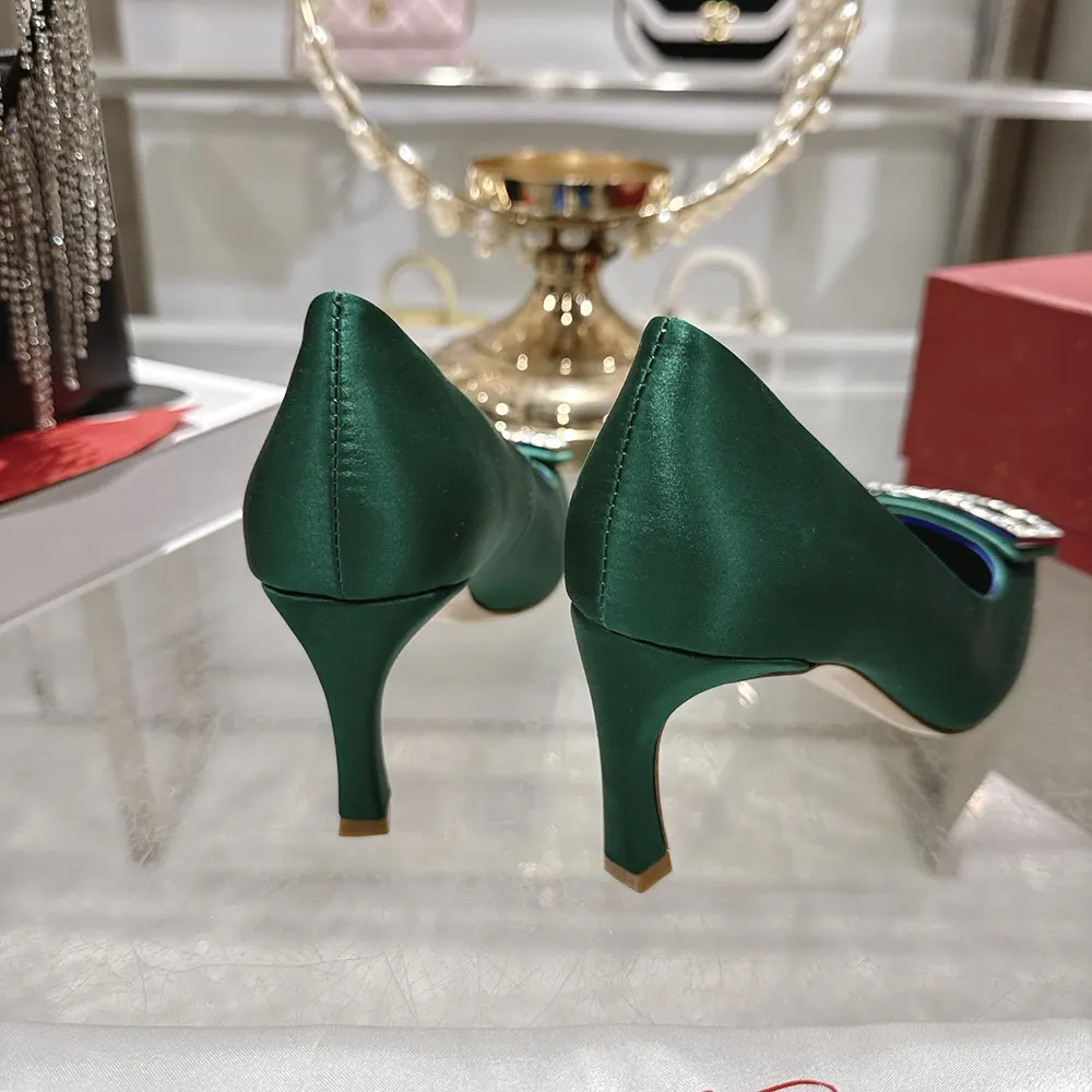 Roger Vivier Women Trompette Pumps in Satin-Green - image 10