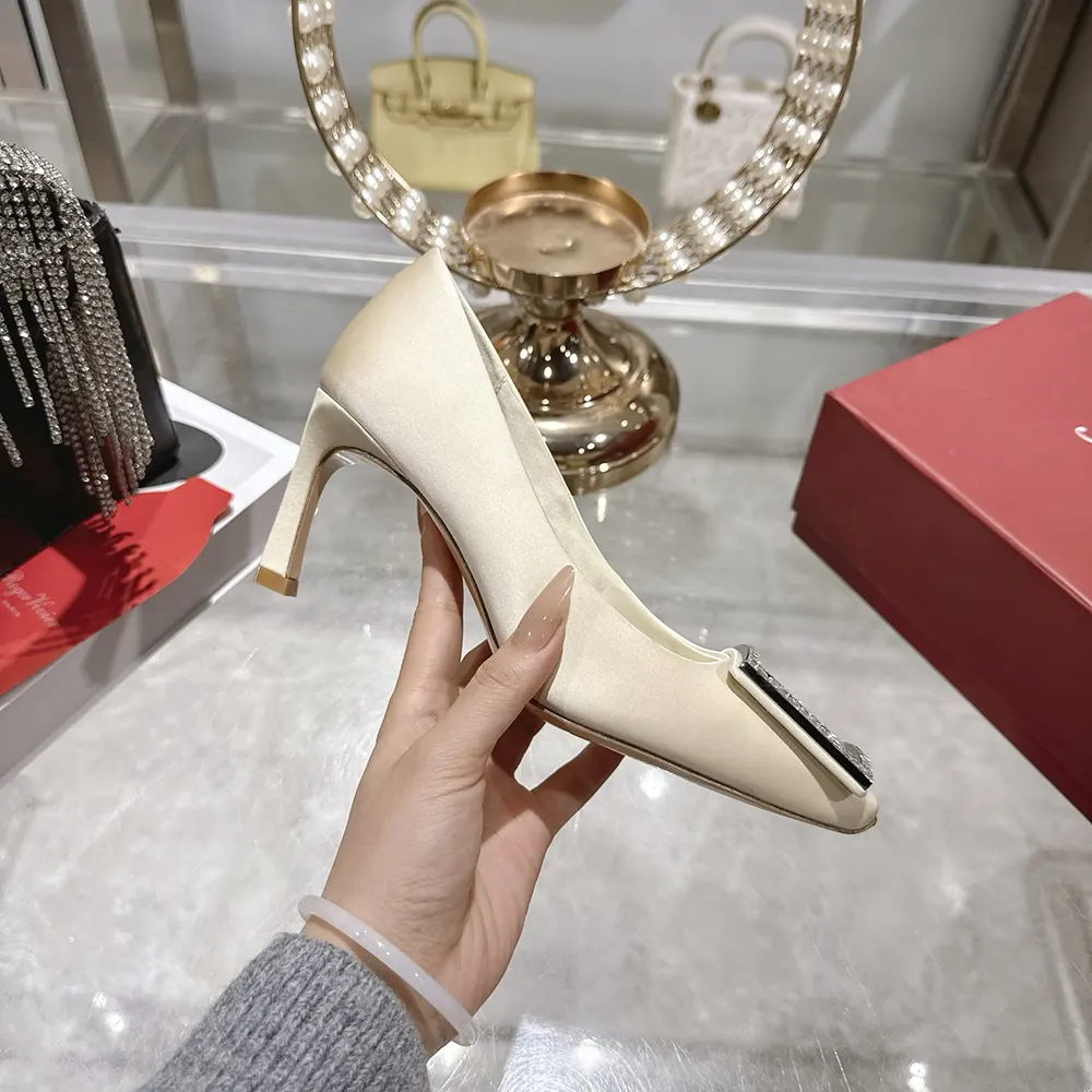 Roger Vivier Women Trompette Pumps in Satin-White - image 7