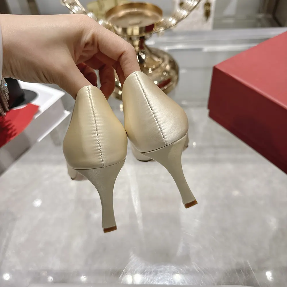 Roger Vivier Women Trompette Pumps in Satin-White - image 10