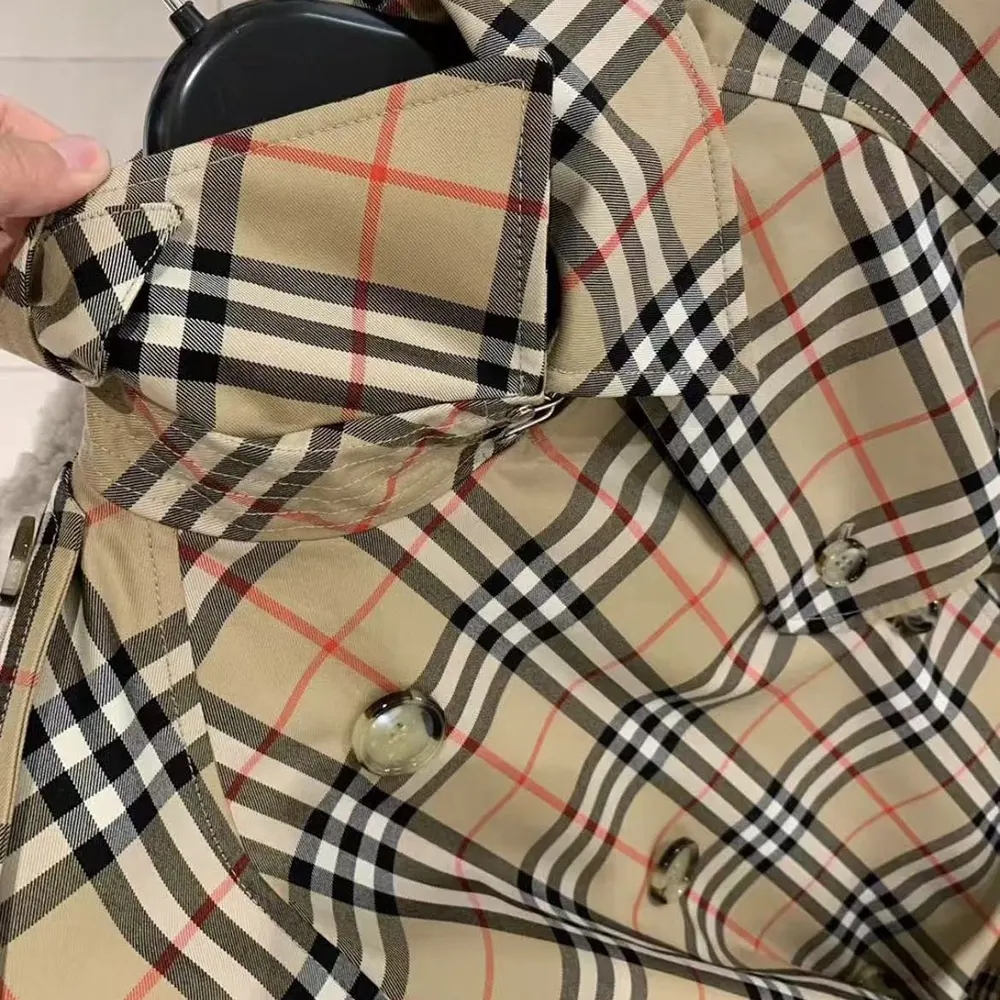 Burberry Women Burberry Women Check Trench Coat-Sandy - image 4
