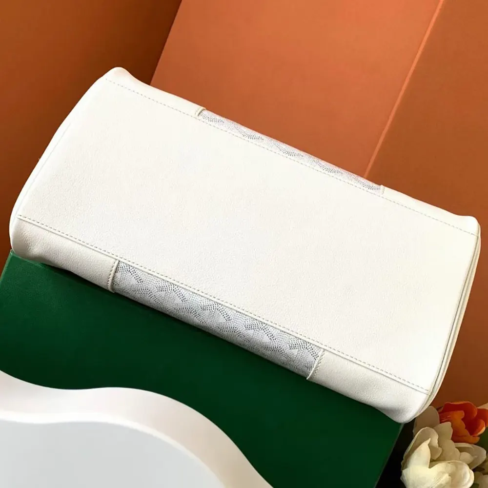 Goyard Women Saïgon Tote Bag-White - image 6