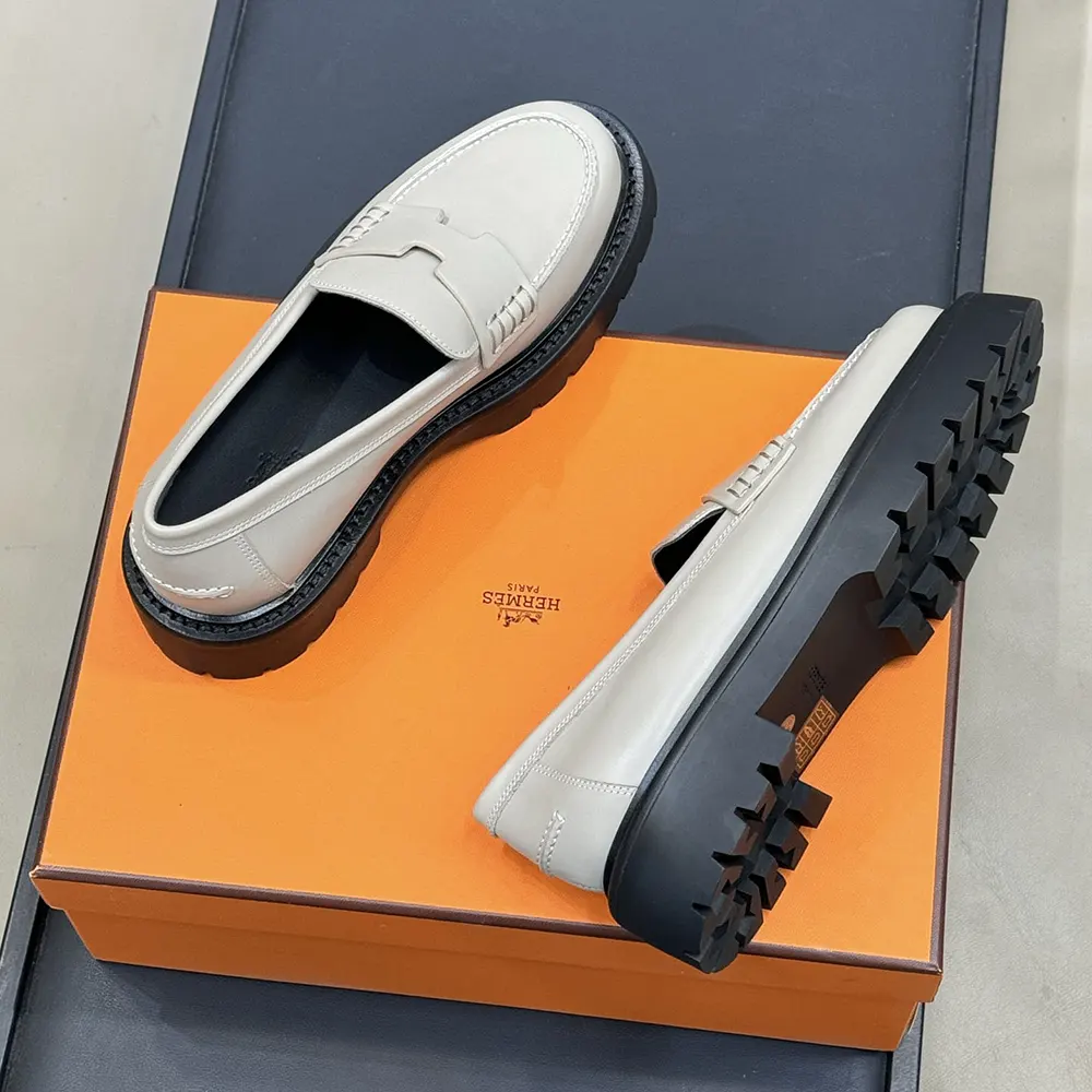 Hermes Women Klement Loafer in Calfskin-Gray - image 6