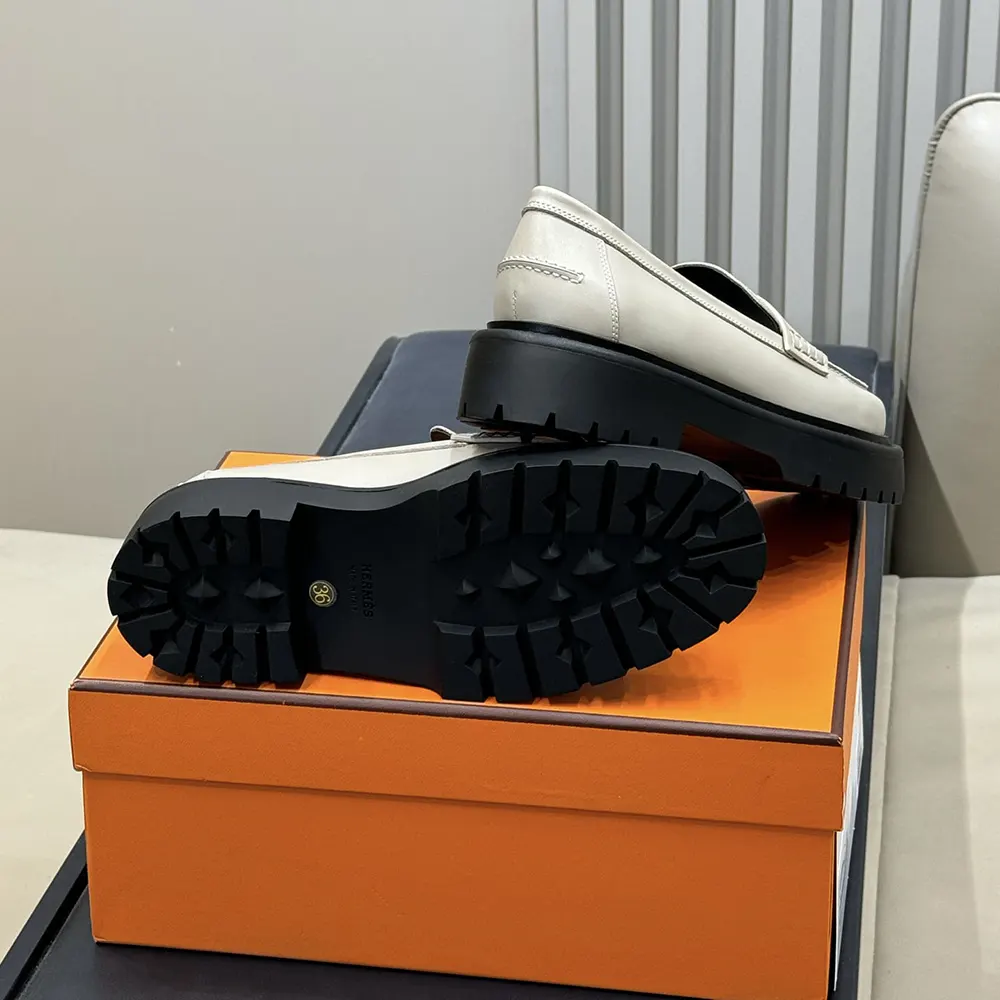 Hermes Women Klement Loafer in Calfskin-Gray - image 7