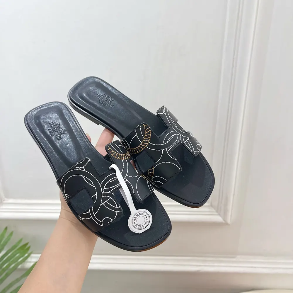 Hermes Women Oran sandal in “Panoplie Equestre” Embroidered Calfskin-Black - image 7