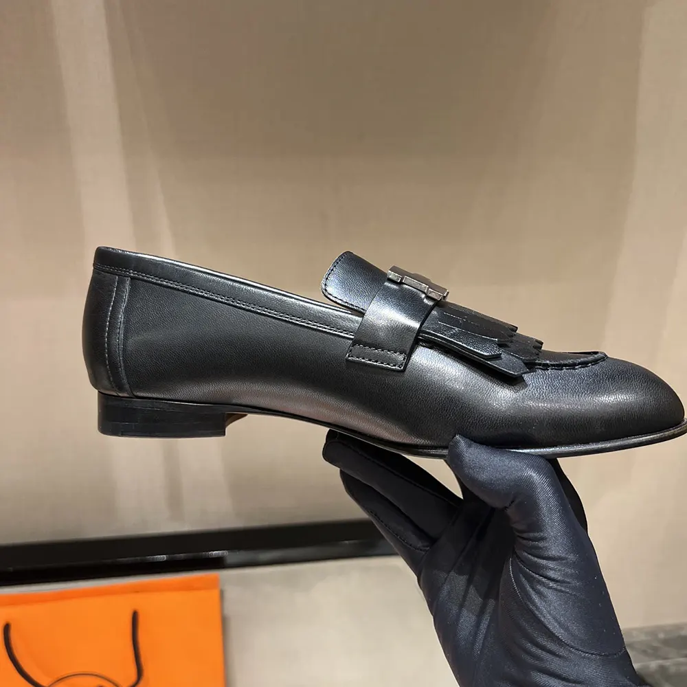 Hermes Women Royal Loafer in Goatskin-Black - image 7