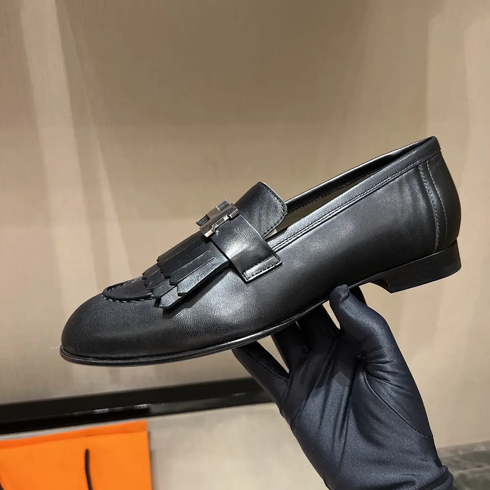 Hermes Women Royal Loafer in Goatskin-Black - image 8