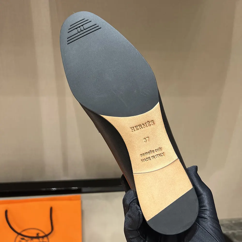 Hermes Women Royal Loafer in Goatskin-Black - image 9