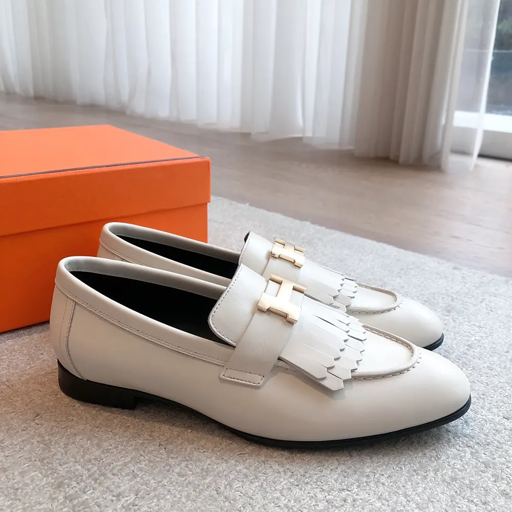 Hermes Women Royal loafer in Calfskin-White - image 4