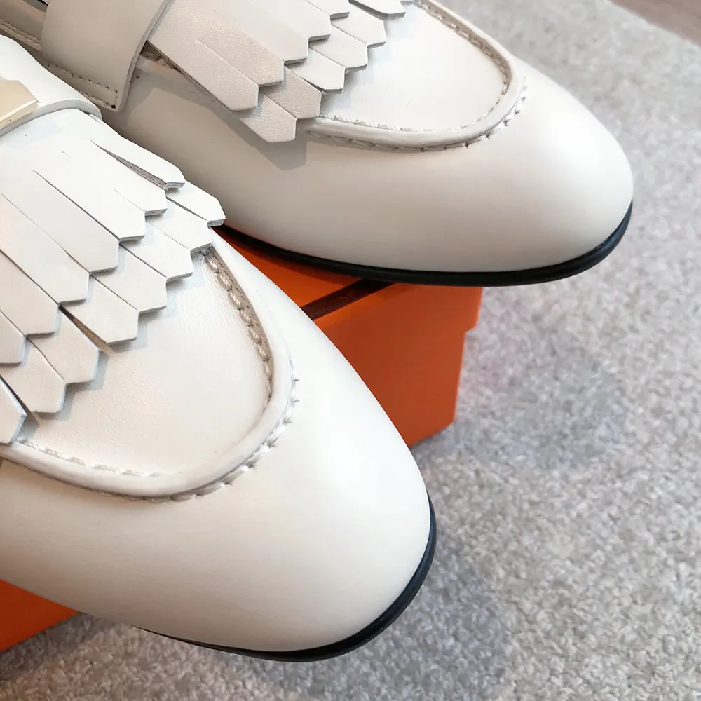 Hermes Women Royal loafer in Calfskin-White - image 8