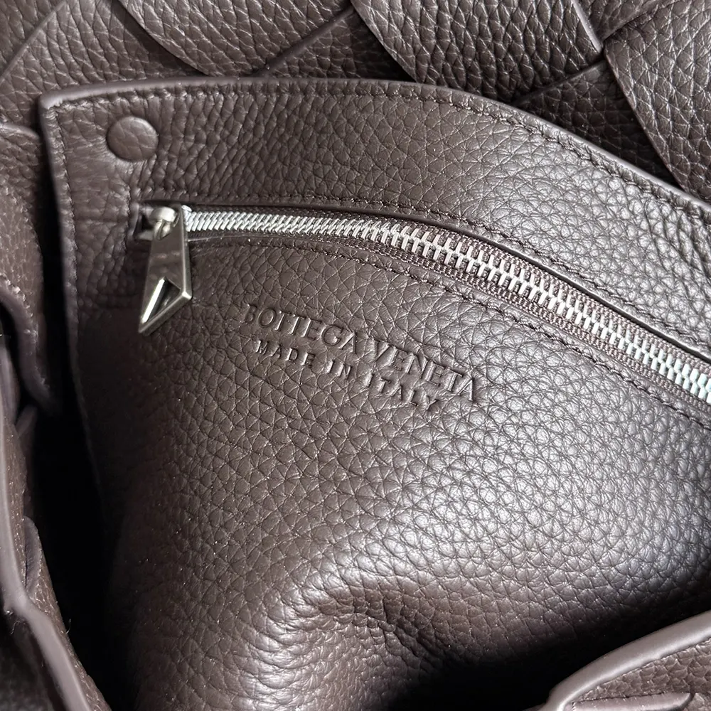 Bottega Veneta Unisex Diago-Bordeaux - image 7