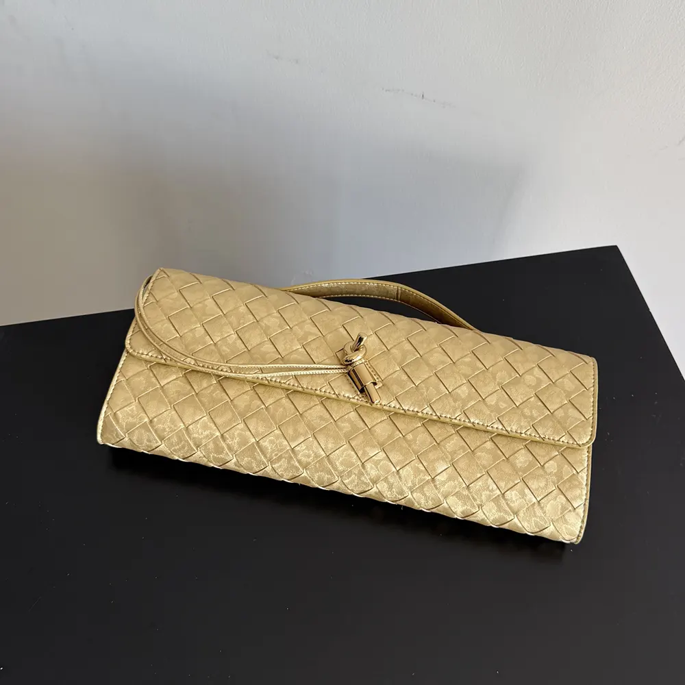 Bottega Veneta Women Andiamo Clutch-Gold - image 4