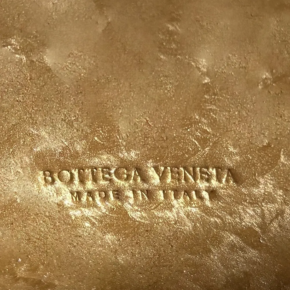 Bottega Veneta Women Andiamo Clutch-Gold - image 10