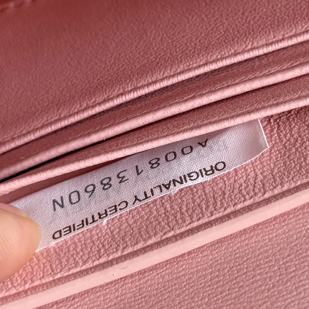 Bottega Veneta Women Andiamo Clutch-Rose - image 9