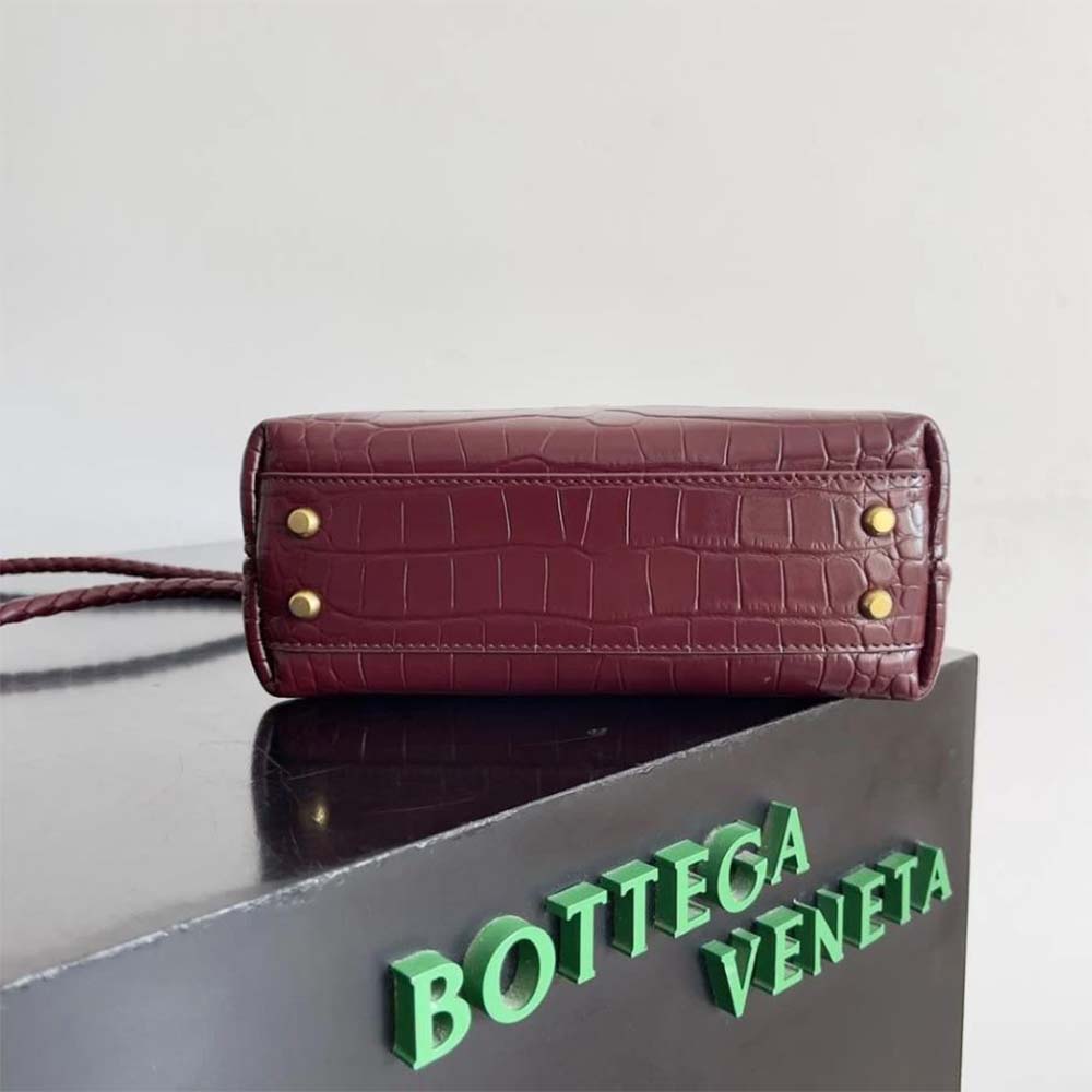Bottega Veneta Women Small Andiamo Crocodile Leather Top Handle Bag-Red - image 5