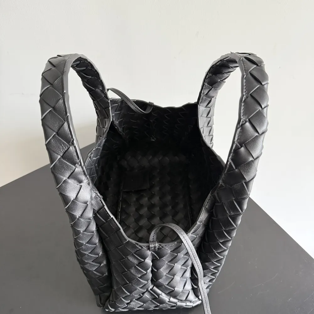 Bottega Veneta Women Small Campana-Black - image 7