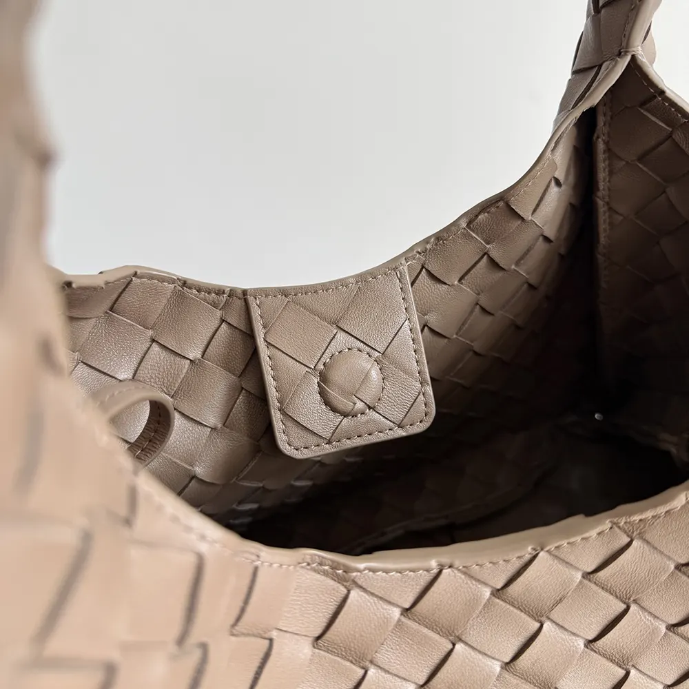 Bottega Veneta Women Small Campana-Chocolate - image 8
