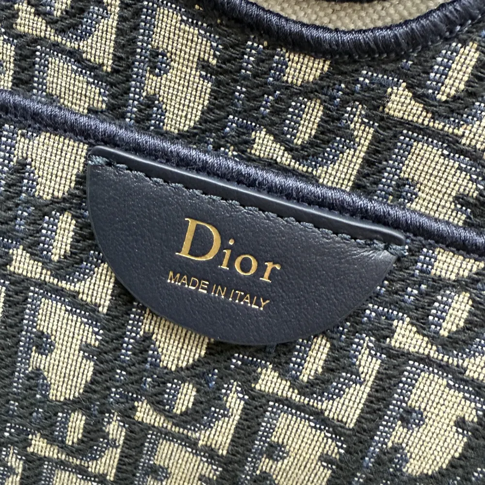 Dior Women Medium Shopping Bag Blue Dior Oblique Jacquard - image 10