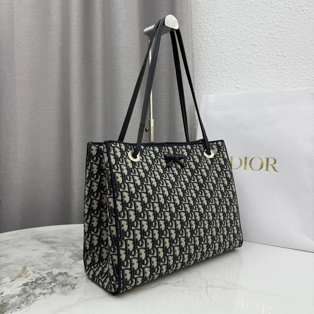 Dior Women Medium Shopping Bag Blue Dior Oblique Jacquard - image 4