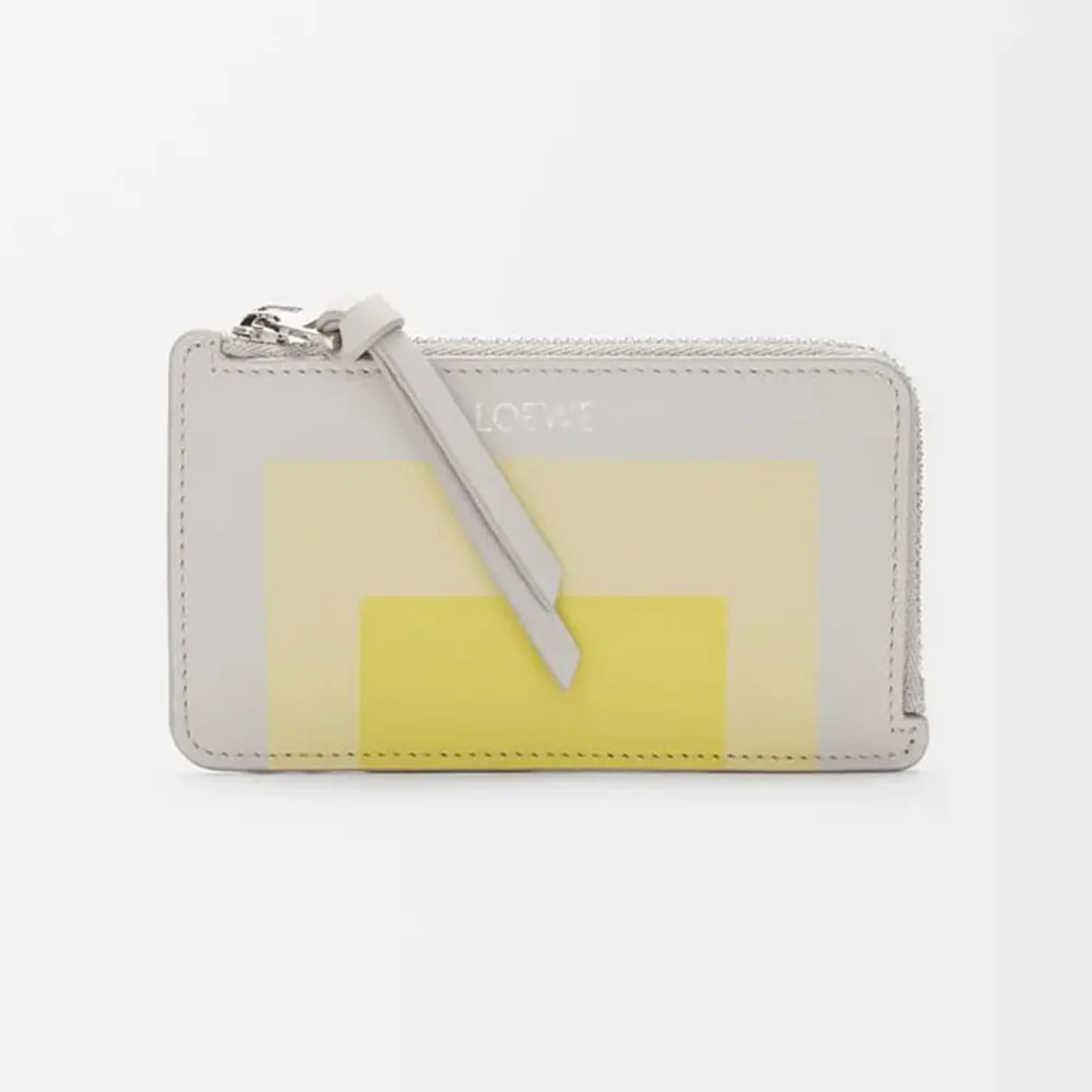Front view Loewe Unisex Coin Cardholder in white Nappa calfskin