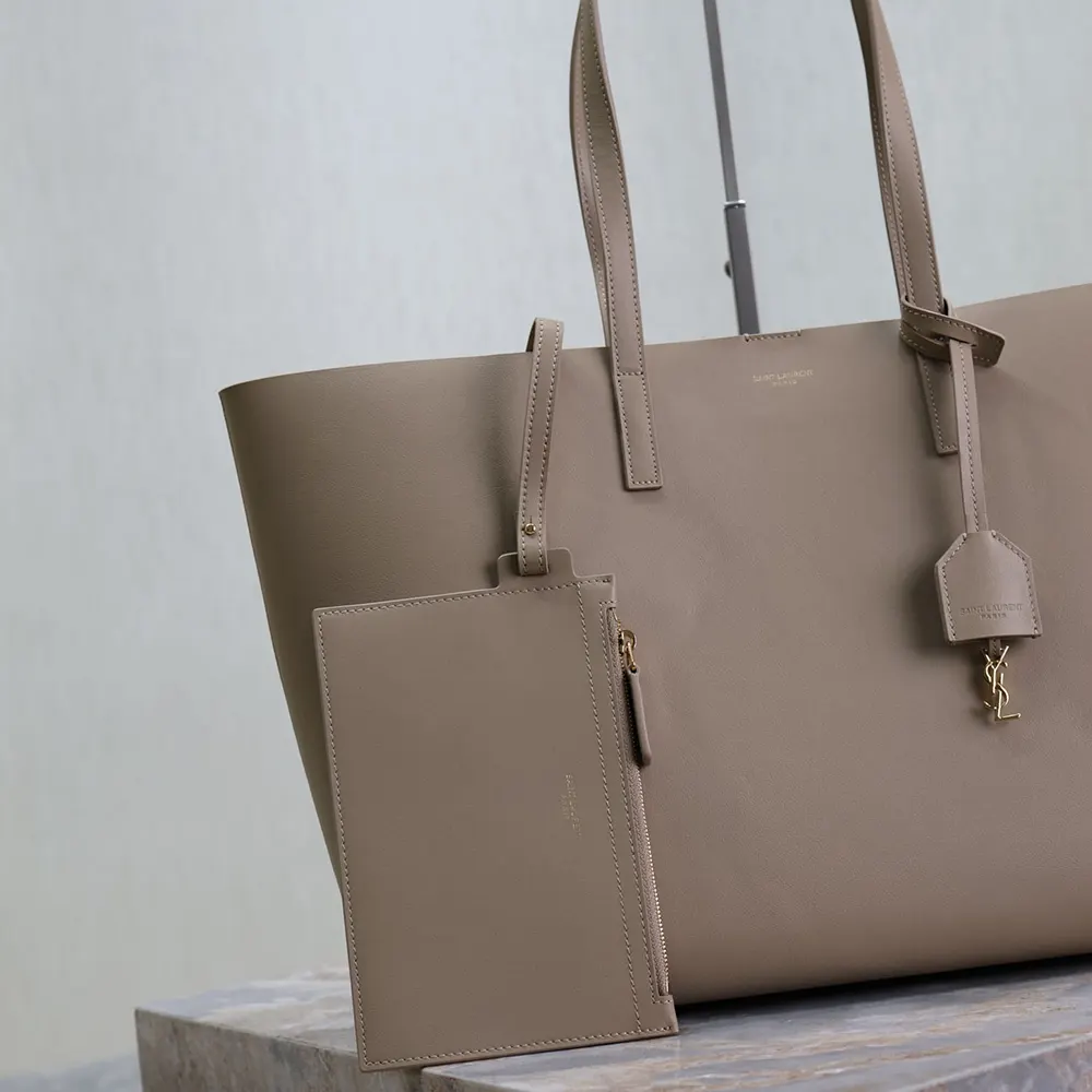 Saint Laurent YSL Women Shopping Saint Laurent in Leather-Sandy - image 6