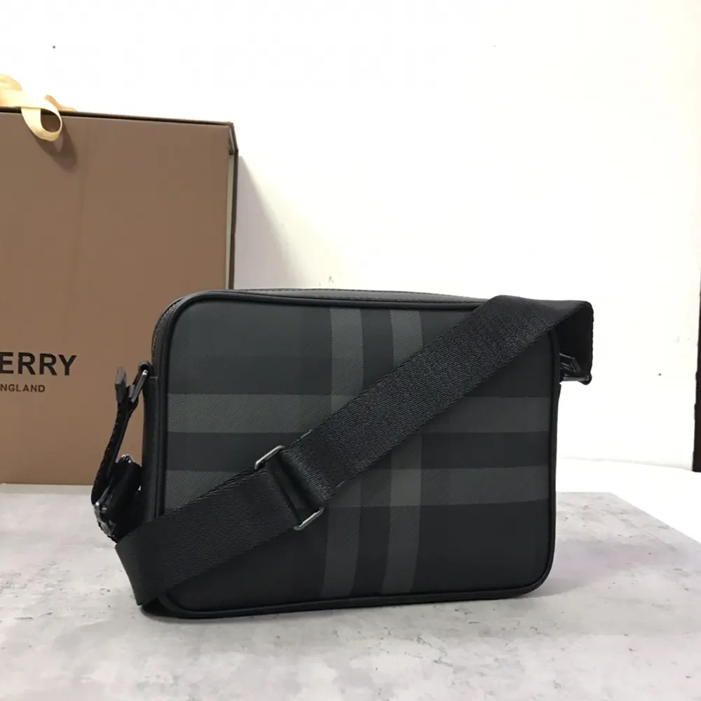 Burberry Men Muswell Bag-Black - image 4