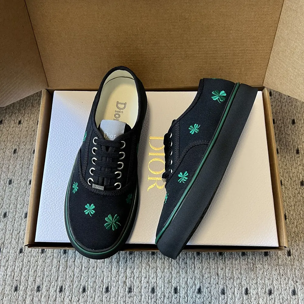 Dior Unisex Saltwind Sneaker Black Cotton Embroidered with Bright Green Dior Clover Motif - image 5