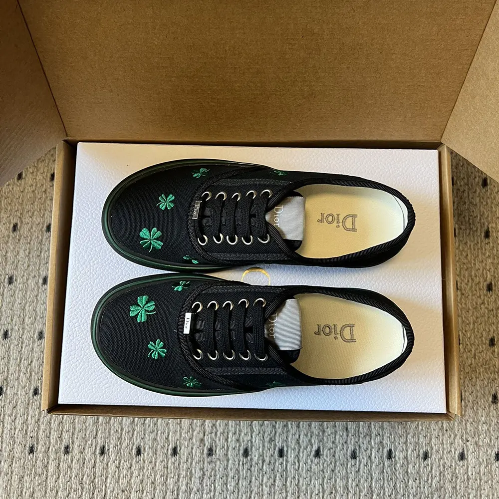 Dior Unisex Saltwind Sneaker Black Cotton Embroidered with Bright Green Dior Clover Motif - image 4