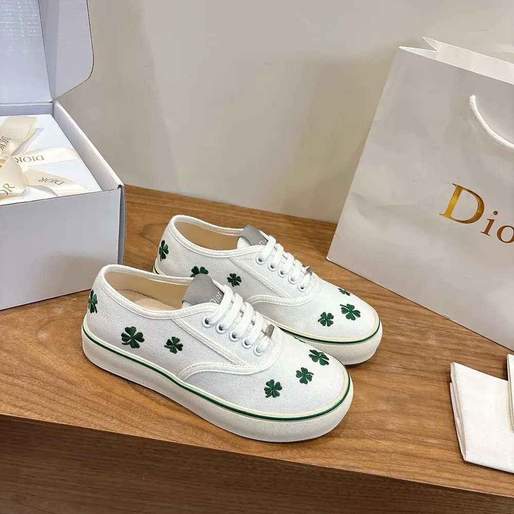 Dior Unisex Saltwind Sneaker White Cotton Embroidered with Bright Green Dior Clover Motif - image 5