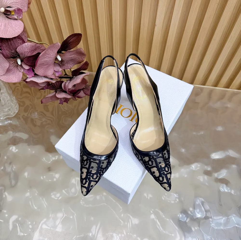 Rear strap and buckle detail on Dior Women Adiorable Slingback Pump Black