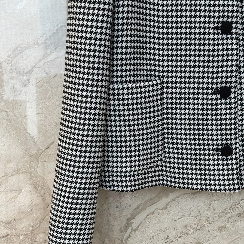 Dior Women Cropped Jacket Black and White Houndstooth Virgin Wool Blend - image 9