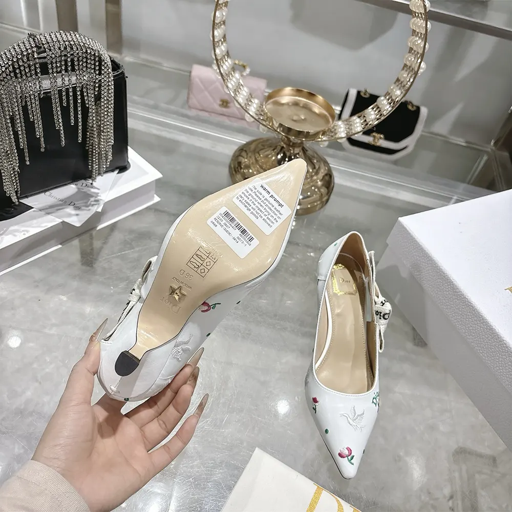 Dior Women Dioramour J’Adior Pump White Lambskin Embroidered with Multicolor Doves & Roses Motif - image 10
